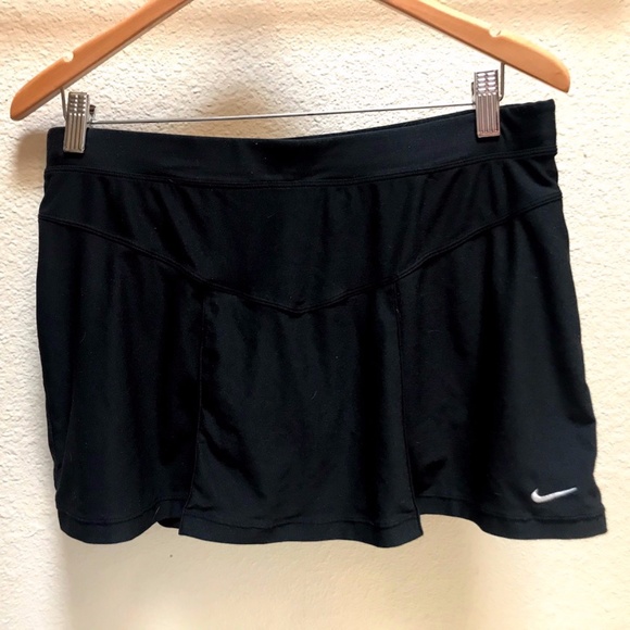 Nike Pants - Nike Tennis Sport Skirt FitDry Black Midrise Super Comfy! Inner shorts